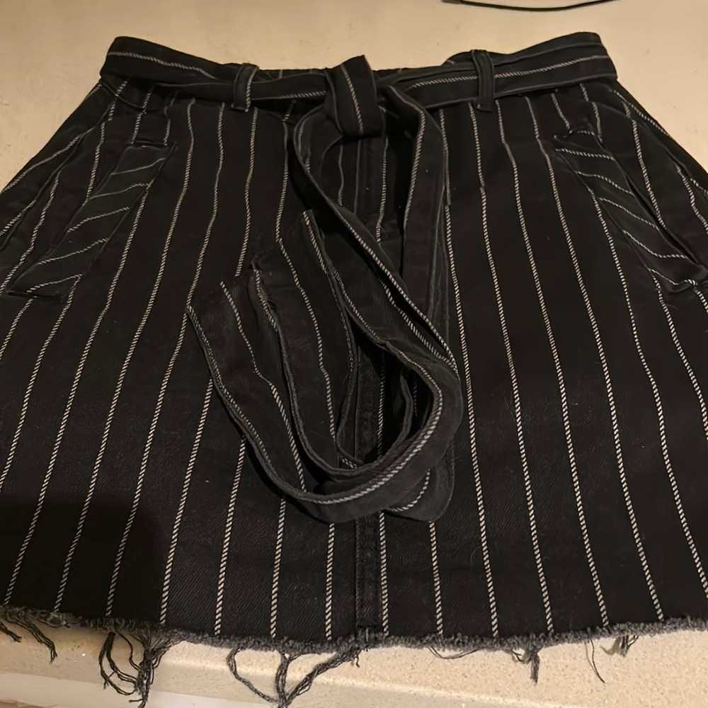 BDG black denim mojo, tie belt, white pinstripe, frayed hem